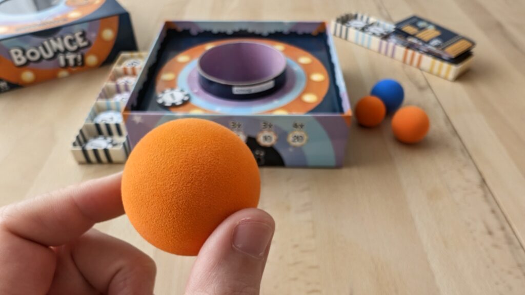 Bounce It!: Ob ich ins Loch treffen werde?